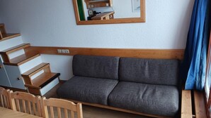 Living area - 300m from ski slopes, 6th floor, tv, 33m², Les Arcs (Les Arcs)