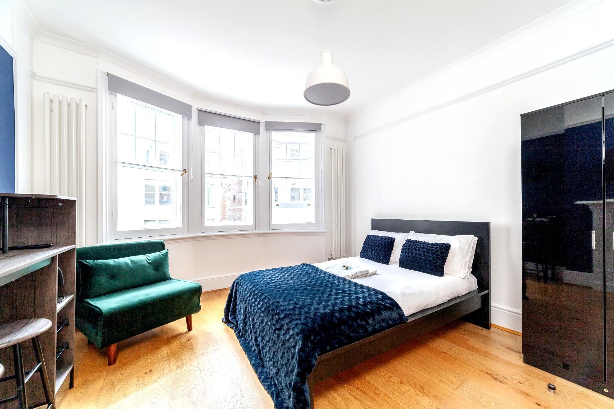 Classic Studio, City View