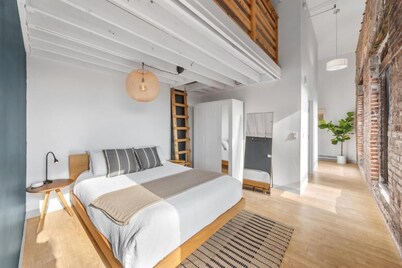 Enger Lofts Hotel & Marketplace