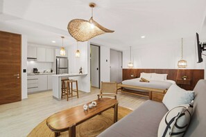 Iron/ironing board, WiFi, bed sheets - Rooftop Pool & Gym walkable studio full equipped (Playa del Carmen)