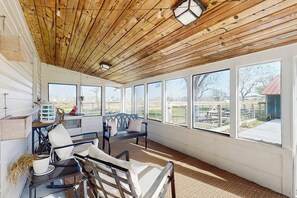 Interior - Stunning home on 17 acres w wildlife nearby & private grill - steps to sand (Aransas Pass)