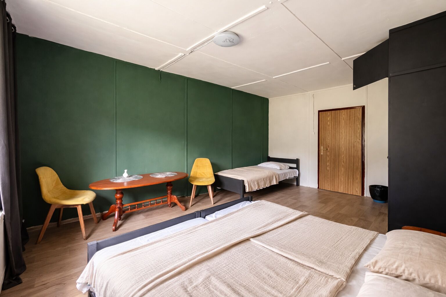 8 chambres, Wi-Fi, draps fournis