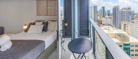 Ropa de cama de alta calidad, cubrecamas y cortinas blackout