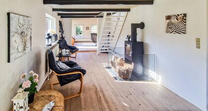 Lovely home in Bindslev with WiFi