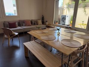 Dining - El Santo Hostel (Burgos)