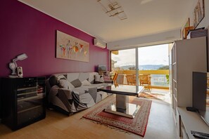 TV - Whole apartment in Antibes for 2 people, 3 min from the beach (Antibes)