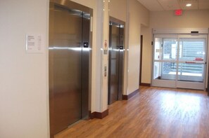 Interior - 2 Family-Friendly Units Perfect for Relaxing Nights  | Pets Are Allowed (Pendleton)