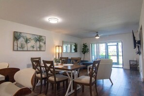 Dining - Relaxing 2 bed condo in golf community (Iona)