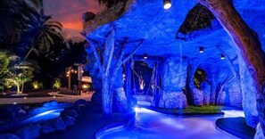 Outdoor pool - The Lagoon Miami's Exclusive Glam Grotto (North Miami)