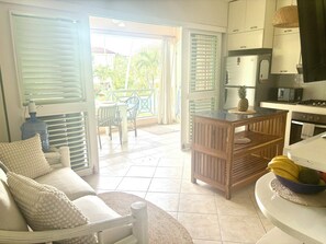 Living area - 2-bedroom apartment practically facing the sea (Las Terrenas)