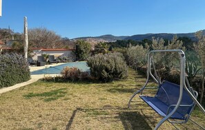 A heated pool - Cozy home in Donji Humac (Donji Humac)
