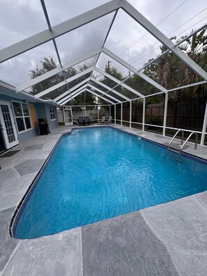 Pool - Pool Home close to Madeira Beach Pet friendly (Pinellas County)