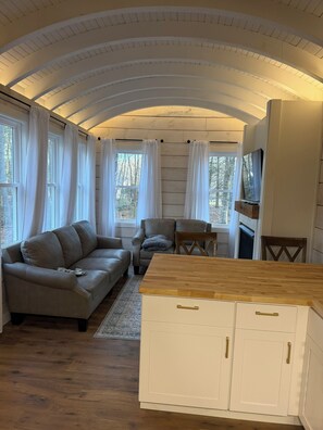 Living area - Backyard Tiny House in the Woods (Tolland)