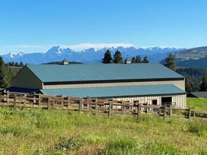 Exterior - Private Ranch Cabin Suite #1 / Fireplace + Soaker Tub / Families Book Multiple (Cle Elum)