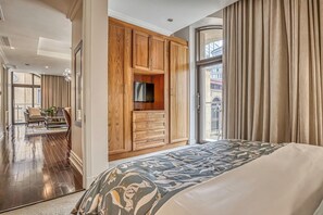 Deluxe Apartment, Balcony, City View - Luxurious Two-Bedroom Apartment (Sandton)