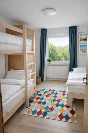 Room - Keepers Lodge - Modern & central spacious vacation apartment for 7 people (Borkum)