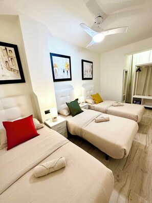 Iron/ironing board, Internet, bed sheets - La Reina Apartment by the Sea (Alicante (Alacant))