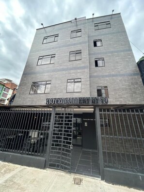 Exterior detail - Hotel Gallery By 70 (Medellín)