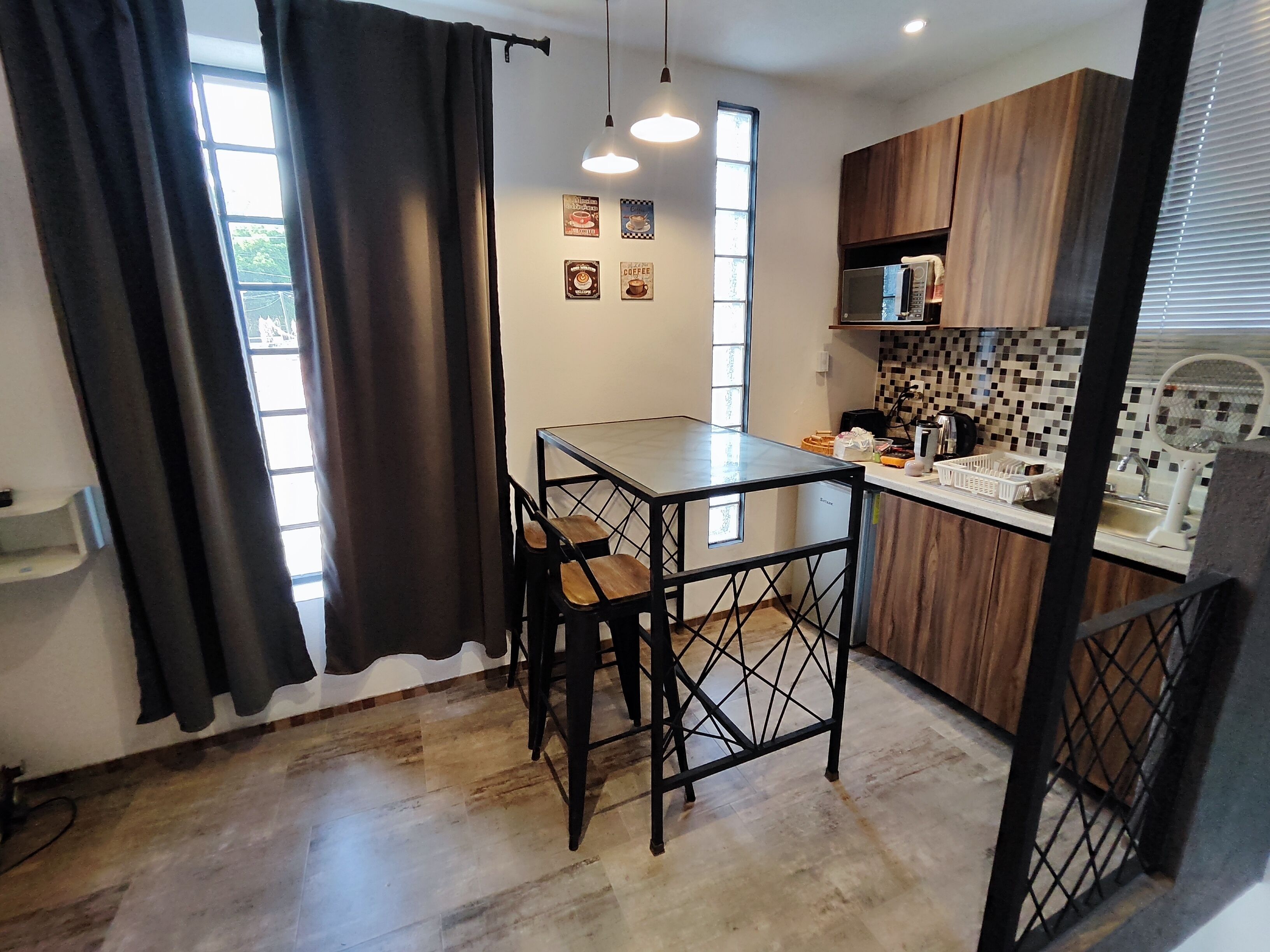 Comfort-Apartment, Stadtblick | Speisen