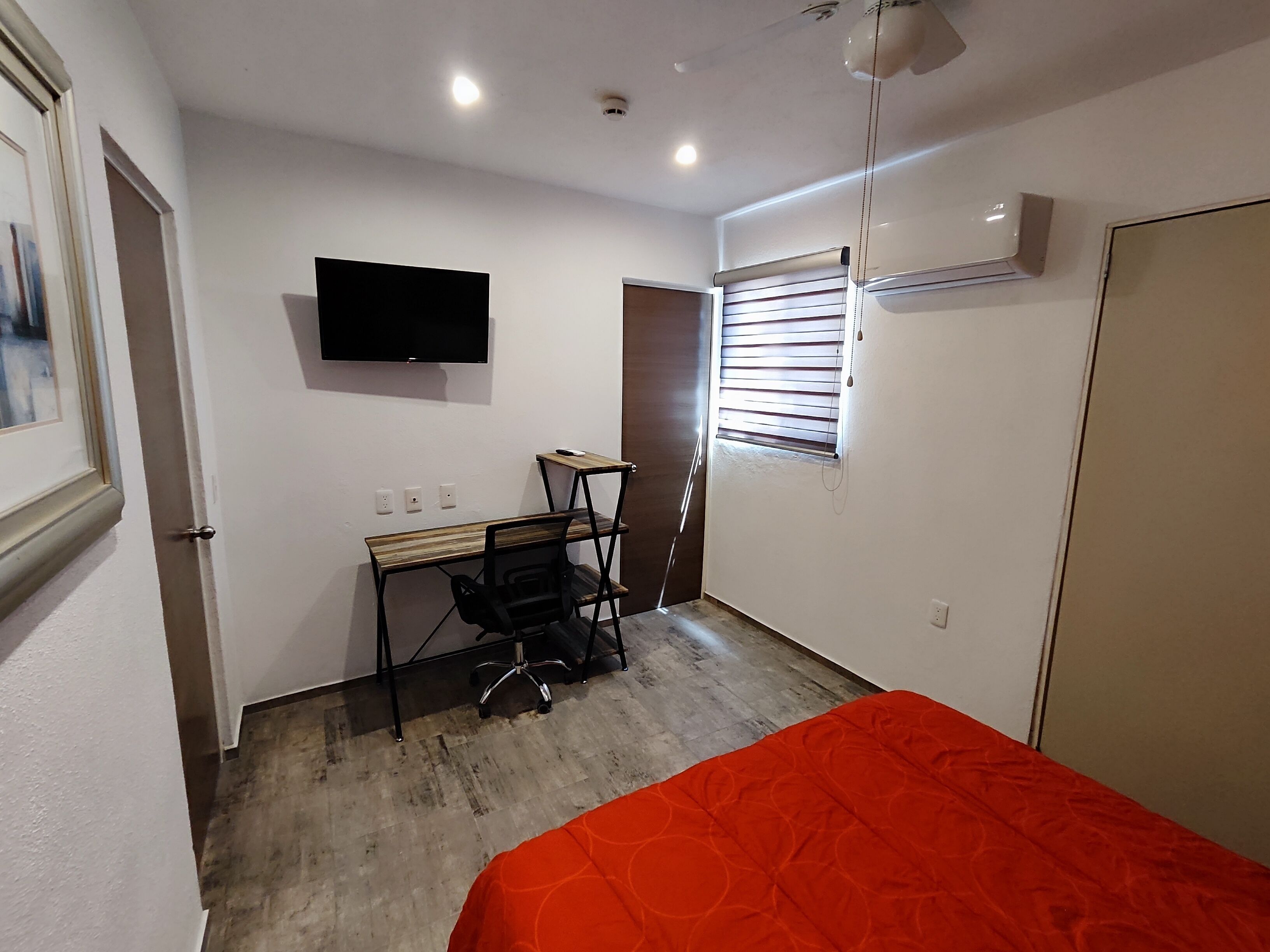 Comfort Apartment, City View