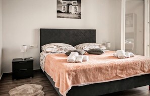 3 bedrooms, free WiFi - 3 bedroom gorgeous apartment in Zadar (Zadar)