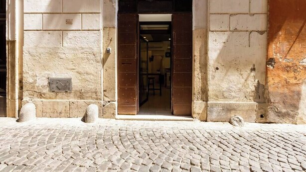 Exterior detail - One Bedroom Apartment (ROMA)