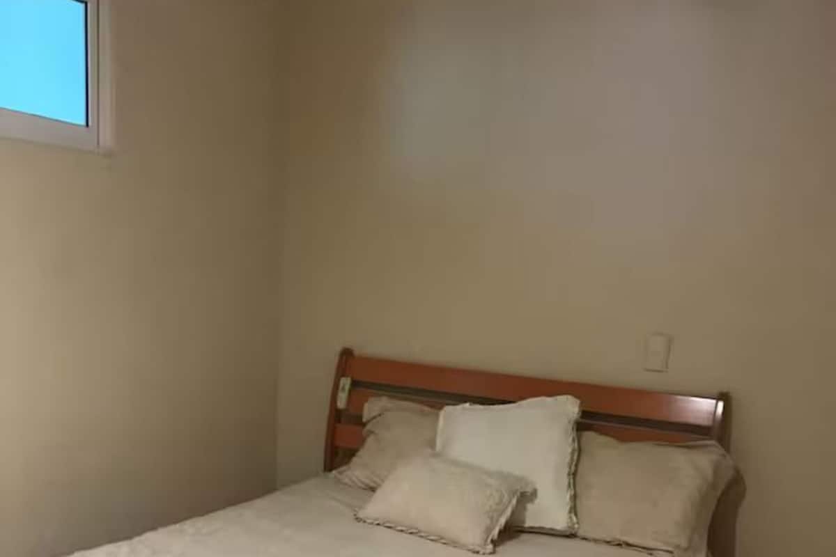 Deluxe Condo, Pool View