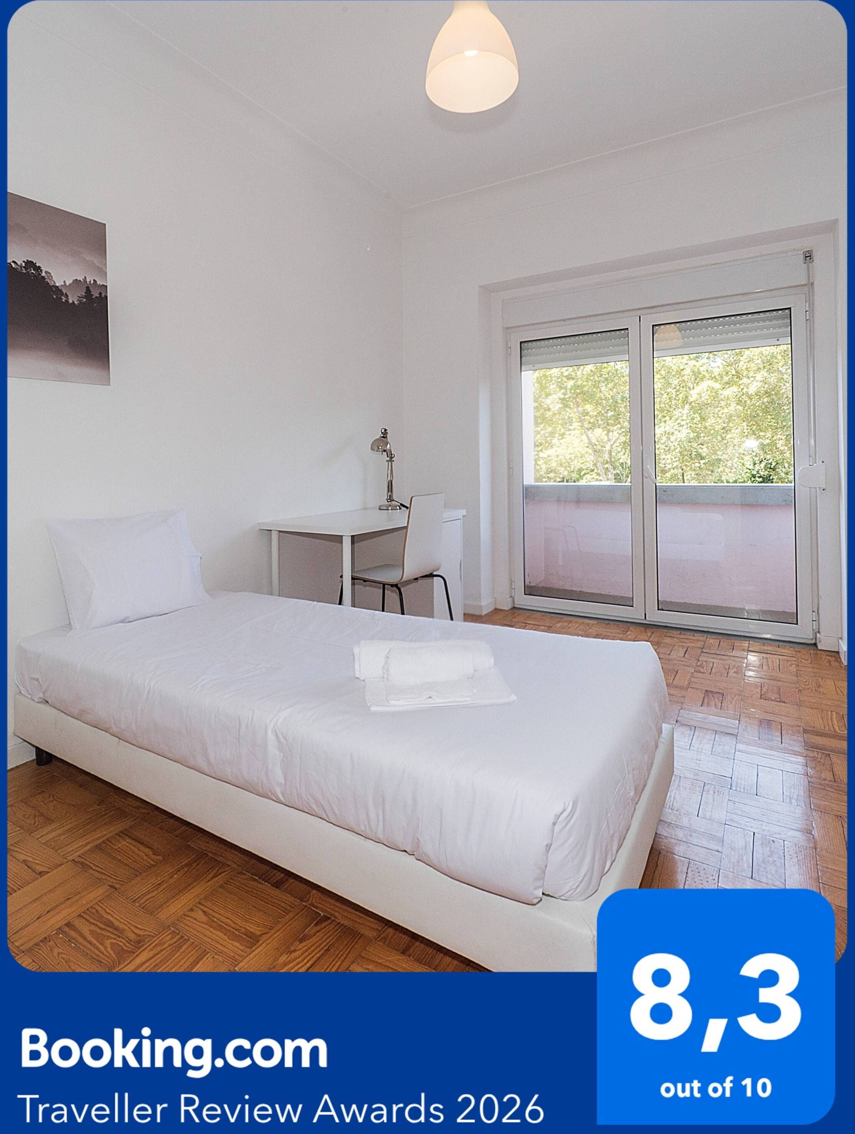 4 chambres, fer et planche à repasser, accès Internet, draps fournis