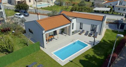 Stunning home in Fazana