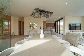 Interior - Sumptuous Villa with swimming pool in the secure estate of MYSK Route d'amizmiz (Marrakech)