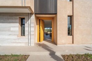 Exterior detail - Sumptuous Villa with swimming pool in the secure estate of MYSK Route d'amizmiz (Marrakech)