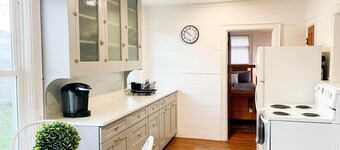 1876 Winooski Getaway: Modern 2BR Victorian