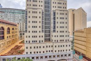 Exterior - Deluxe One-Bedroom Apartment (Sandton)