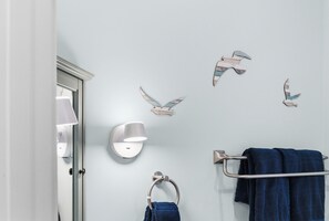 Interior - NEW! 1 Bed 1 Bath in the Heart of OB, Parking, AC, Perfect Location (San Diego)