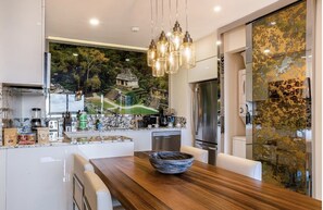 Dining - Garza Blanca Luxury 2BR Condo in Cancun, 5 Resort Amenities & Beach Access (cancun)