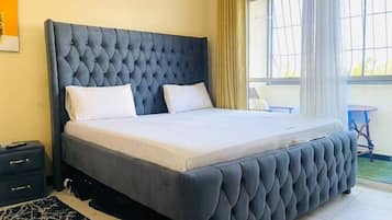 1 quarto, Wi-Fi de cortesia, roupa de cama