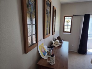 Interior - Lovely 1-bedroom townhome with AC in Studio City (Studio City)