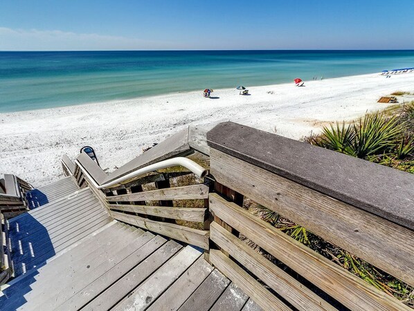 Beach nearby - Beach Therapy Too | Ground Floor | Steps to Sand (Santa Rosa Beach)