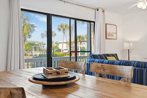 Dining - Beach Therapy Too | Ground Floor | Steps to Sand (Santa Rosa Beach)