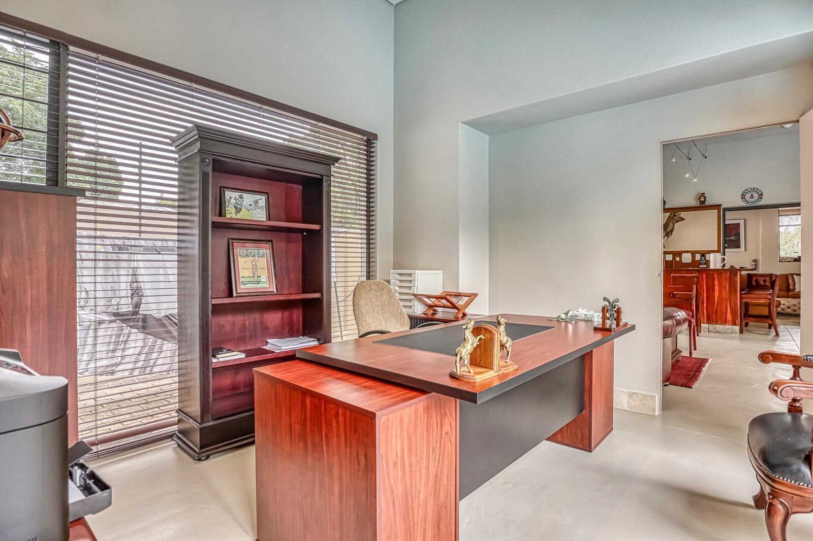 Luxury House, 4 Bedrooms, Garden View | Interior