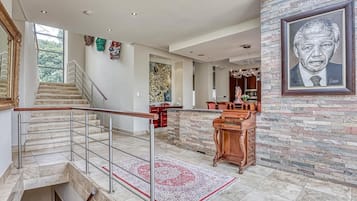 Casa de lujo, 4 habitaciones, vista al jardín | Interior