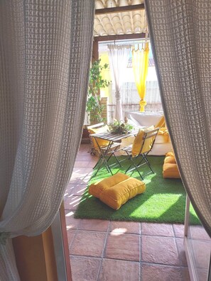 Interior - Calas Room at Casa de las Violetas (Écija)