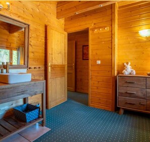 Shower, hair dryer, towels - Chalet Olaf IT5 I Les Gets (Les Gets)