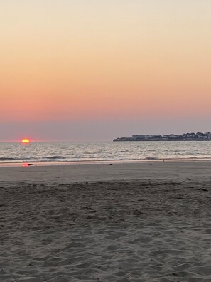 Beach - Air-conditioned house 2 pers. with garden, quiet, enclosed parking, near ocean (Saint-André-de-Lidon)