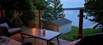 Little Lake Escape | Waterfront 2 Bedroom Getaway