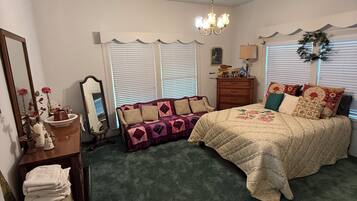 Iron/ironing board, WiFi, bed sheets