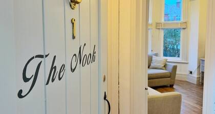 Entire Victorian Apartment | Ground Floor | Riverside Park