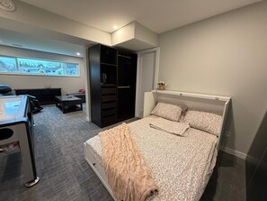 2 chambres, bureau, Wi-Fi gratuit, draps fournis