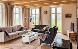 Smart TV, fireplace - Cozy home in Detern with WiFi (Detern)