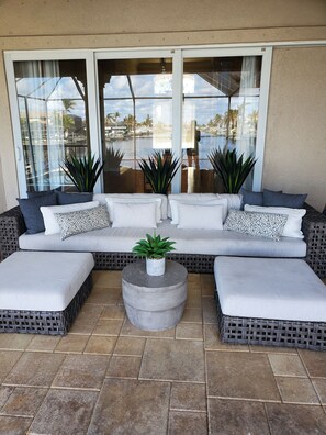 Terrace/patio - Spectacular Water View Home- Calling all Fisherman (Cape Coral)